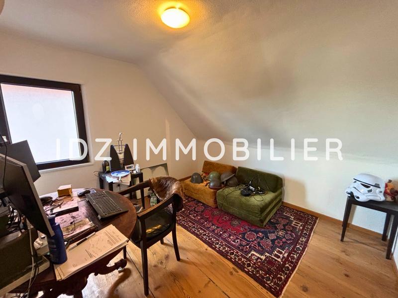 Maison - 167 m² - 8 pièces