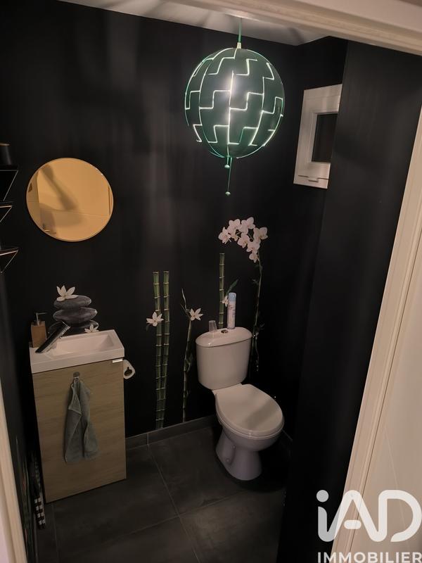 Maison - 90 m² - 4 pièces