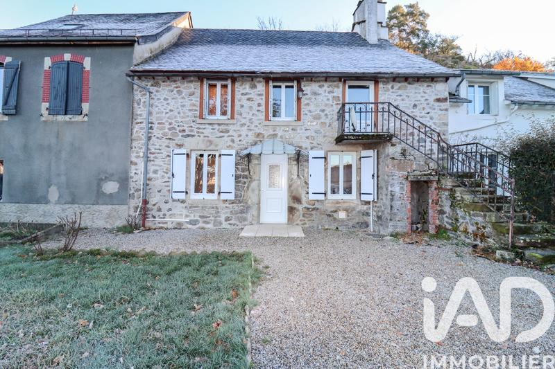 Maison - 96 m² - 5 pièces