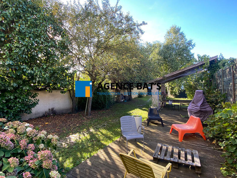 Maison - 218 m² - 7 pièces