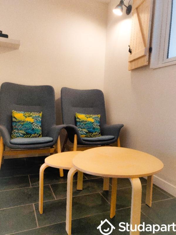 Chambre - 11 m² - 1 pièce