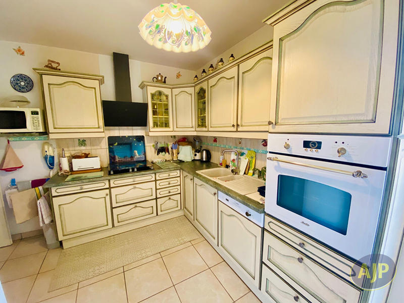 Maison - 120 m² - 6 pièces