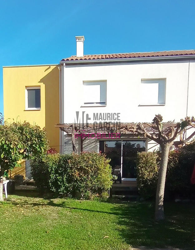 Maison - 102 m² - 5 pièces