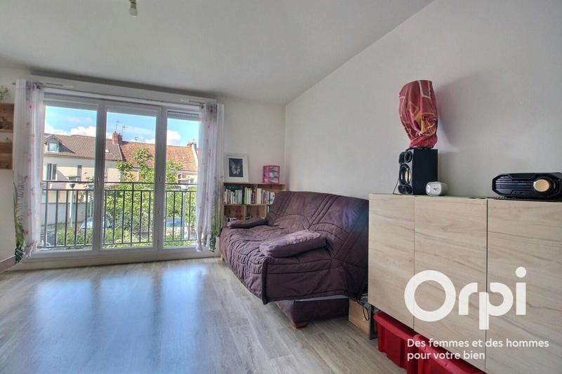 Studio - 30 m² - 1 pièce