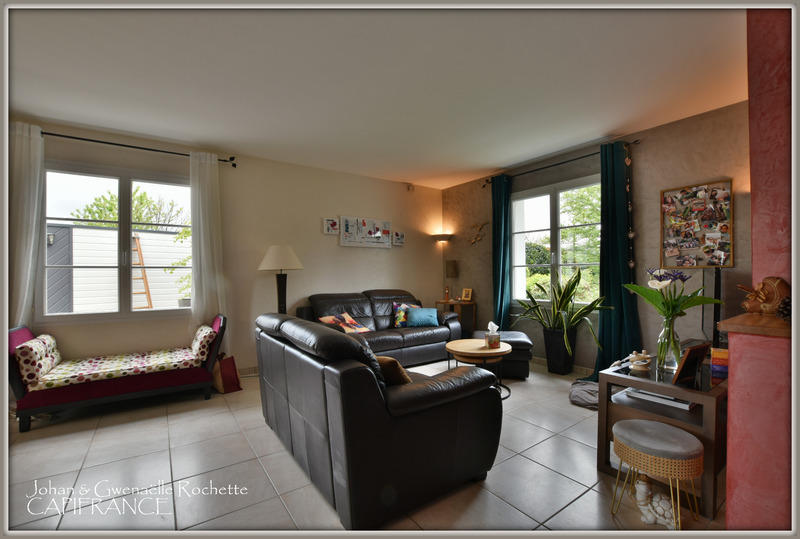 Maison - 140 m² - 8 pièces