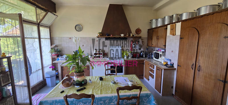 Maison - 142 m² - 6 pièces