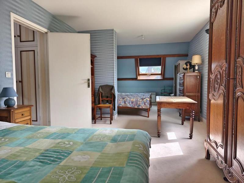 Maison - 175 m² - 12 pièces