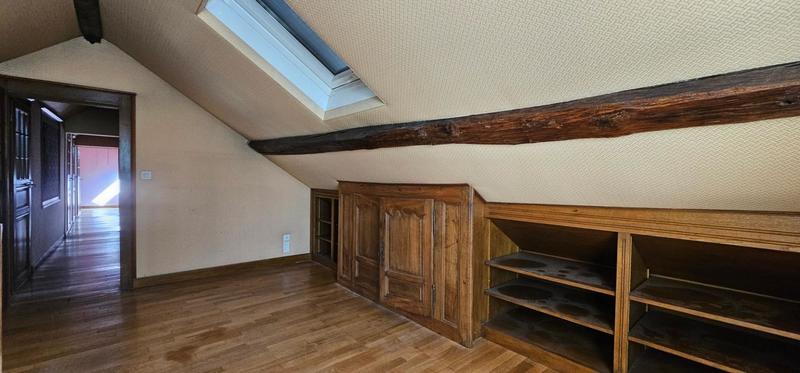 Immeuble - 153 m² - 5 pièces