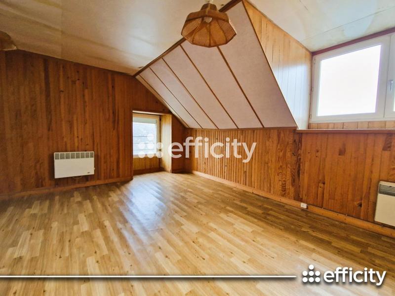 Maison - 186 m² - 8 pièces