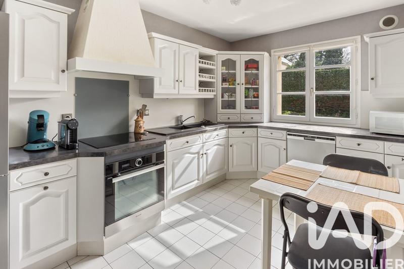 Maison - 173 m² - 7 pièces