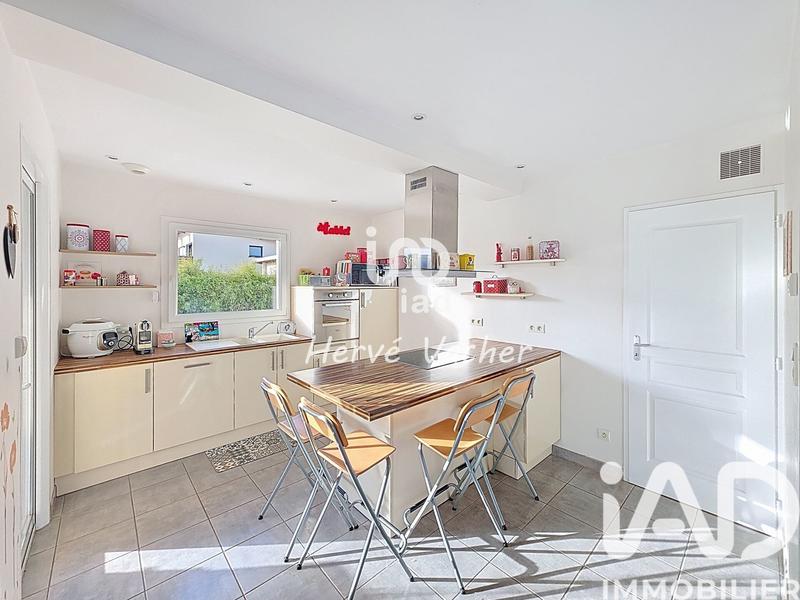 Maison - 141 m² - 5 pièces