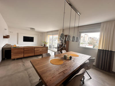 Duplex - 170 m² - 7 pièces