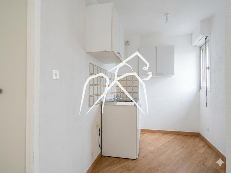 Appartement ancien - 31 m² - 1 pièce