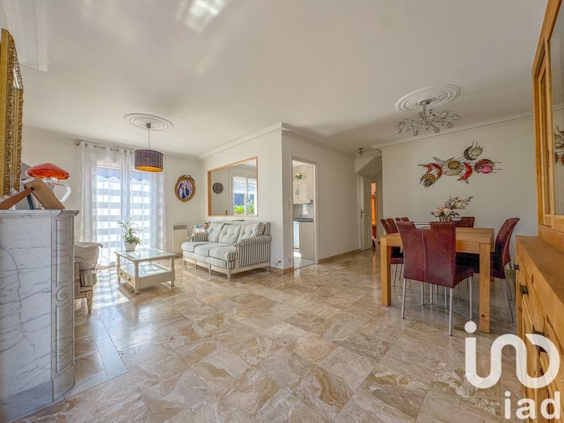 Maison - 94 m² - 5 pièces