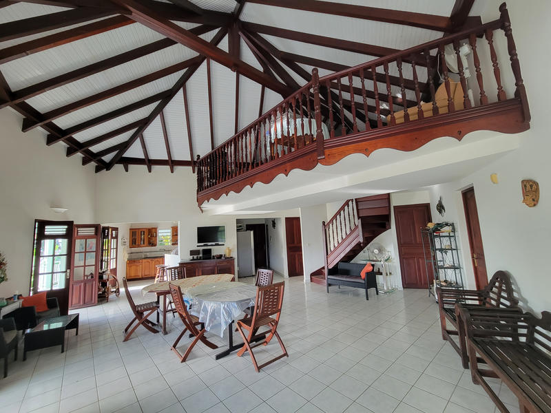 Villa - 176 m² - 7 pièces