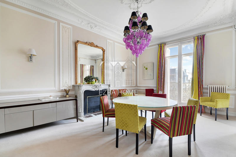 Appartement - 500 m² - 12 pièces