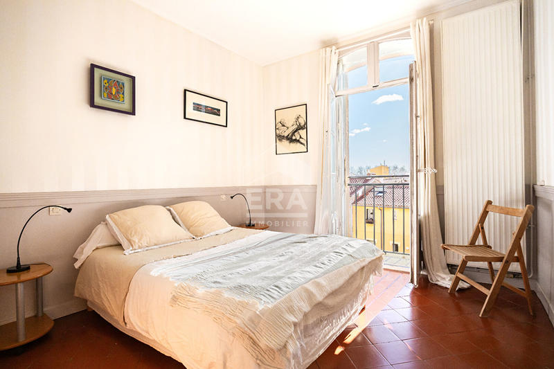 Appartement - 140 m² - 6 pièces