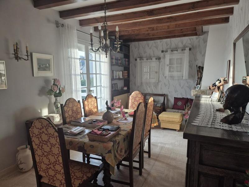 Maison - 122 m² - 4 pièces