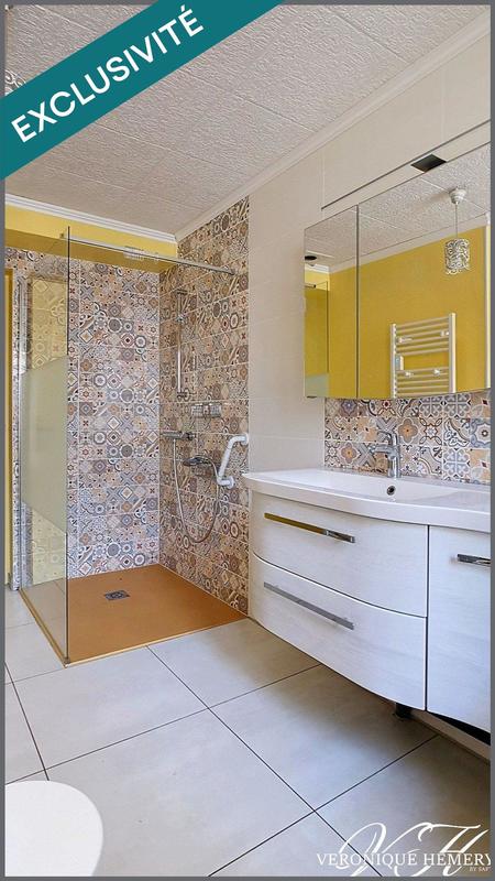 Maison - 99 m² - 6 pièces