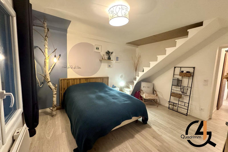 Maison - 170 m² - 7 pièces