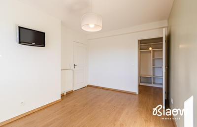 Appartement - 83 m² - 3 pièces