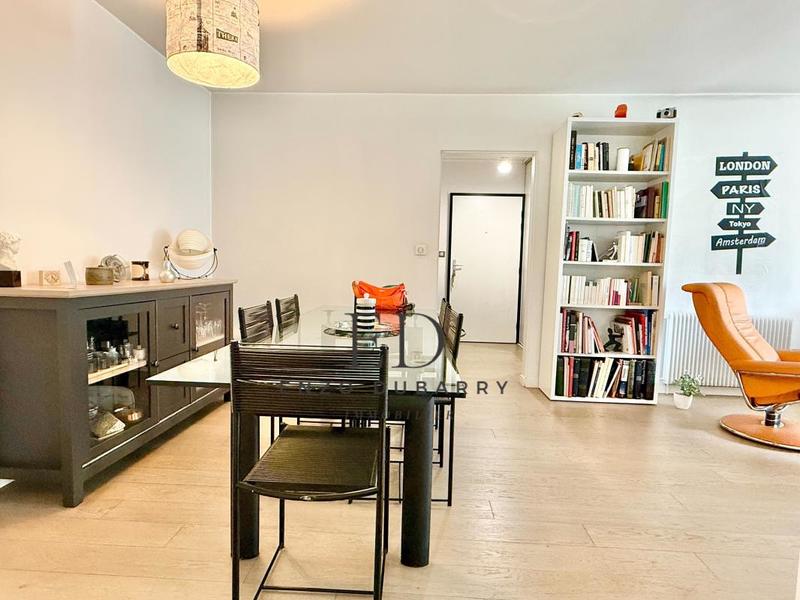 Appartement - 96 m² - 4 pièces