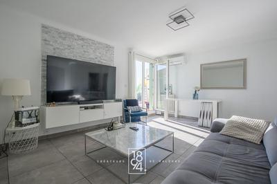 Appartement - 74 m² - 4 pièces