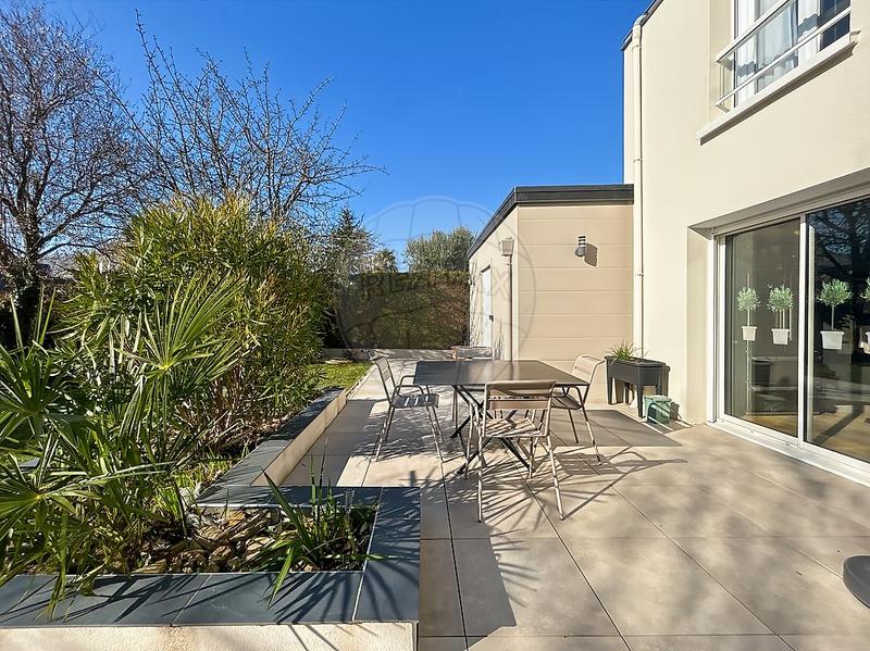 Maison d'architecte - 172 m² - 7 pièces