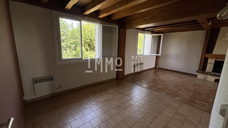 Maison traditionnelle - 95 m² - 4 pièces