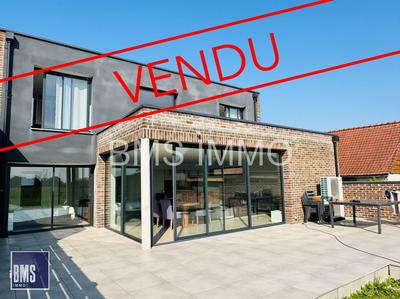 Maison - 167 m² - 5 pièces