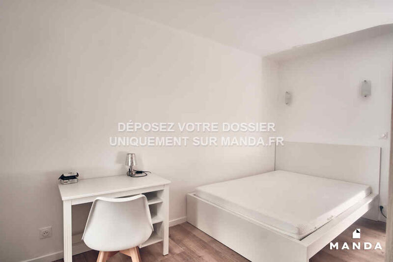 Chambre - 11 m² - 5 pièces
