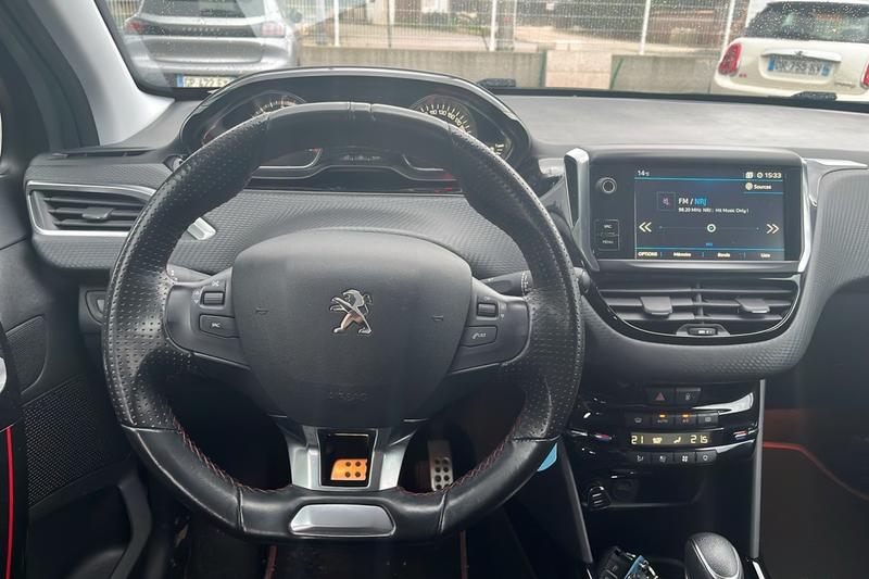 Peugeot 2008 BlueHDi 120 s&amp;S Eat6 Gt Line