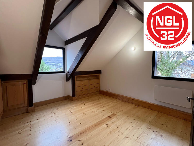 Maison - 170 m² - 6 pièces