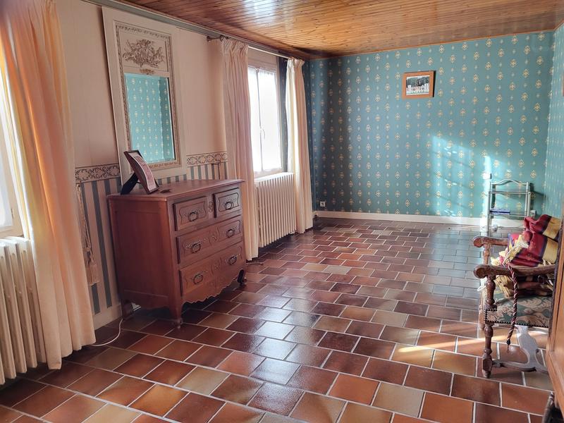 Maison ancienne - 226 m² - 8 pièces