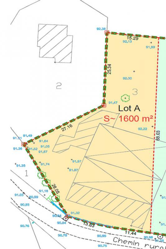 Terrain constructible - 1 660 m²