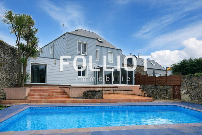 Maison - 170 m² - 5 pièces