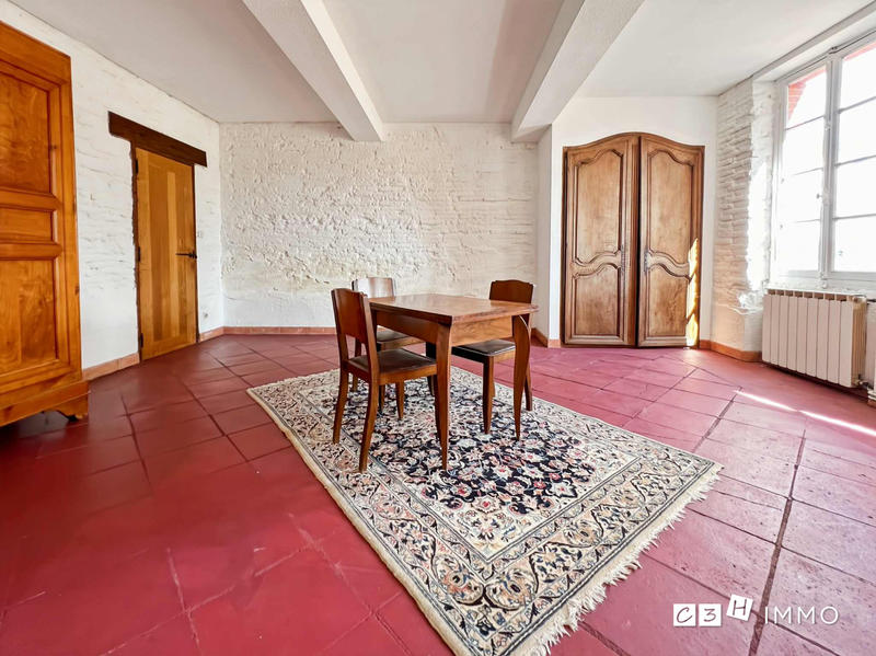 Maison - 295 m² - 7 pièces