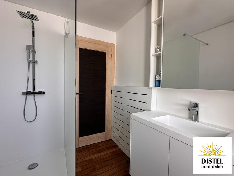 Maison - 162 m² - 8 pièces