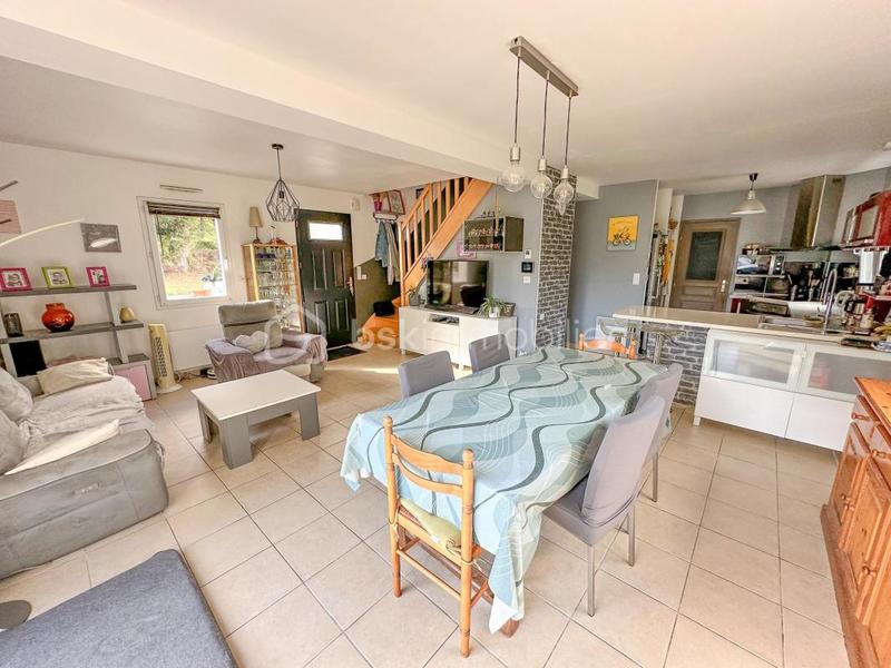 Maison - 85 m² - 5 pièces