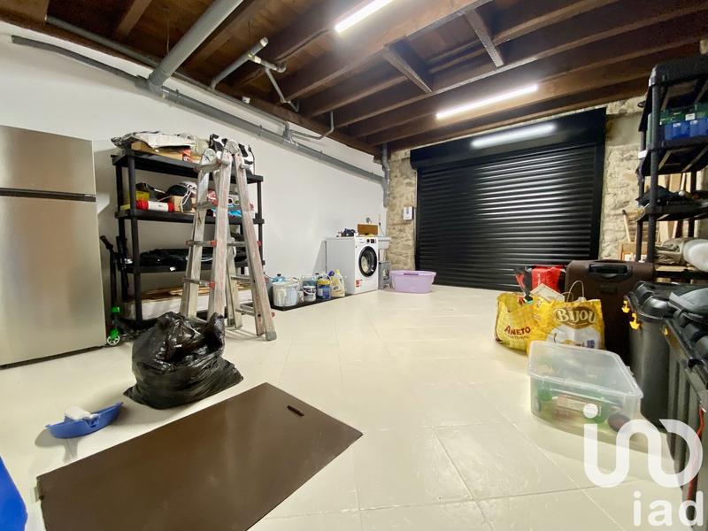 Maison - 200 m² - 6 pièces