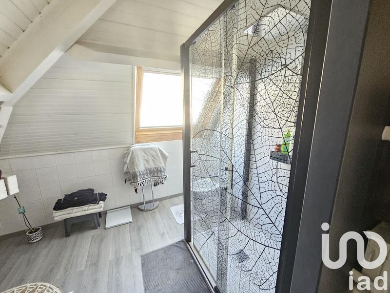 Maison - 243 m² - 9 pièces