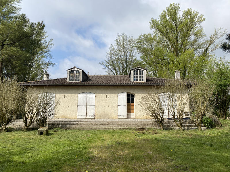 Maison - 110 m² - 4 pièces