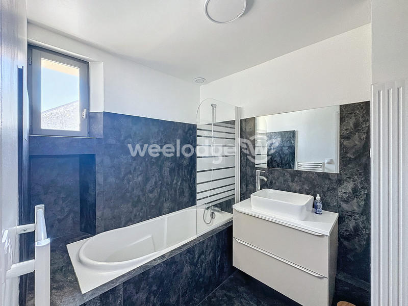 Maison - 97 m² - 5 pièces