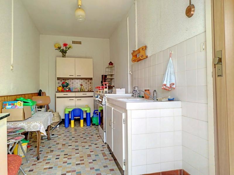 Maison - 222 m² - 8 pièces