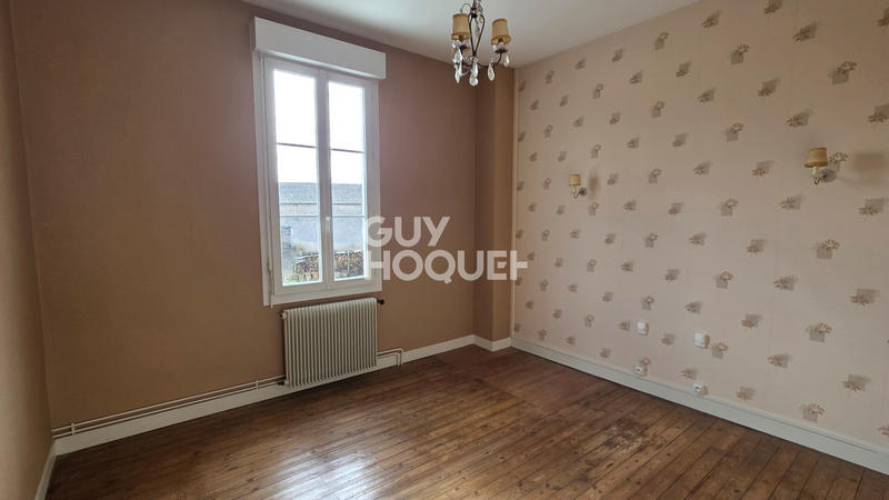 Maison - 195 m² - 8 pièces