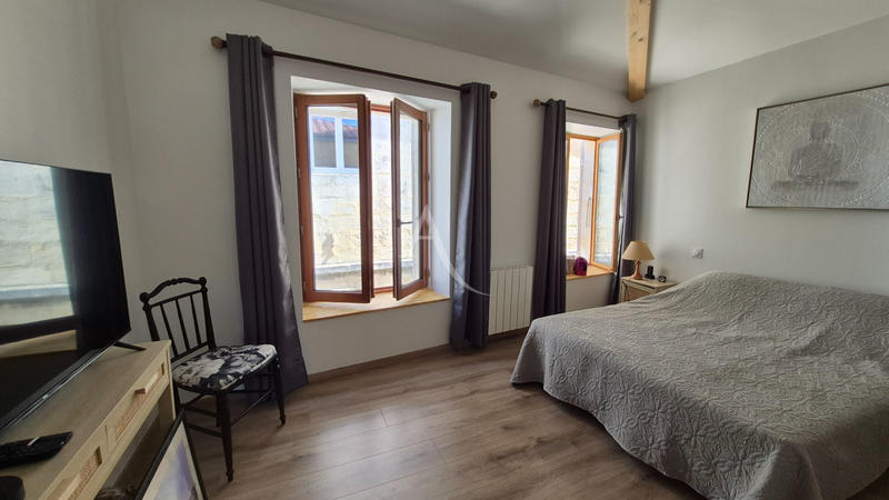 Maison - 177 m² - 8 pièces