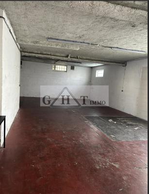 Entrepôt - 153 m²