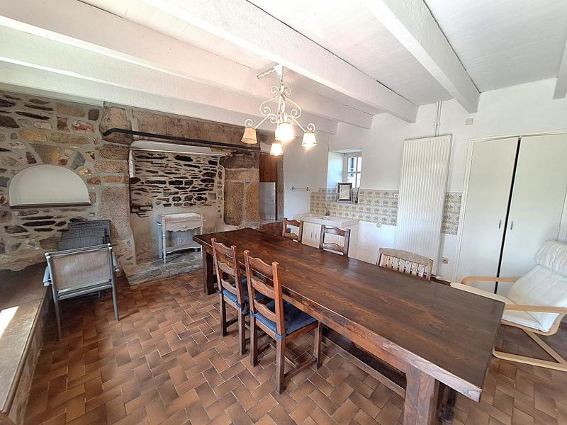 Maison - 188 m² - 7 pièces