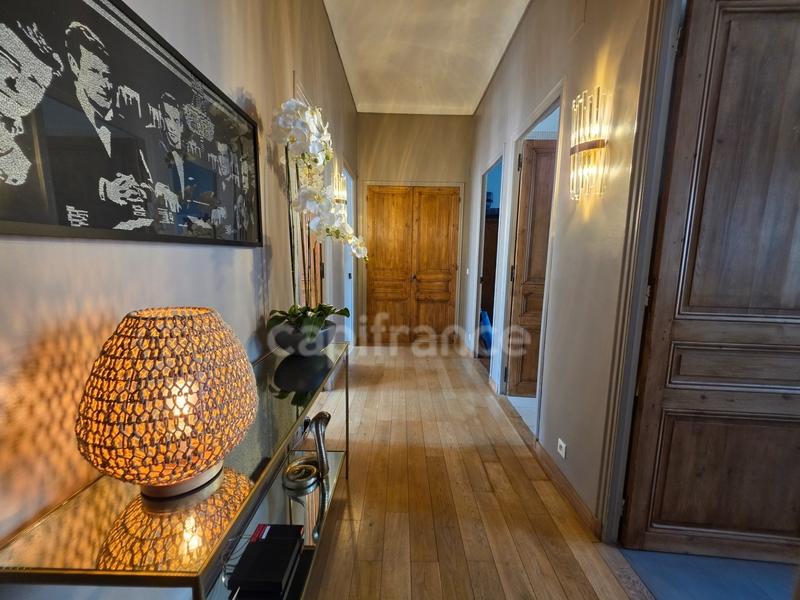 Appartement - 79 m² - 3 pièces