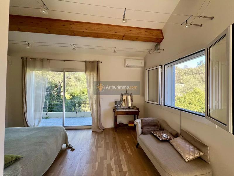 Maison - 136 m² - 4 pièces